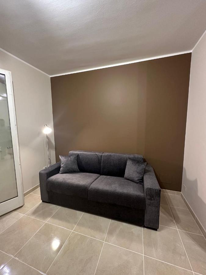 Desenzanino Apartment Twelve Desenzano del Garda Exterior foto