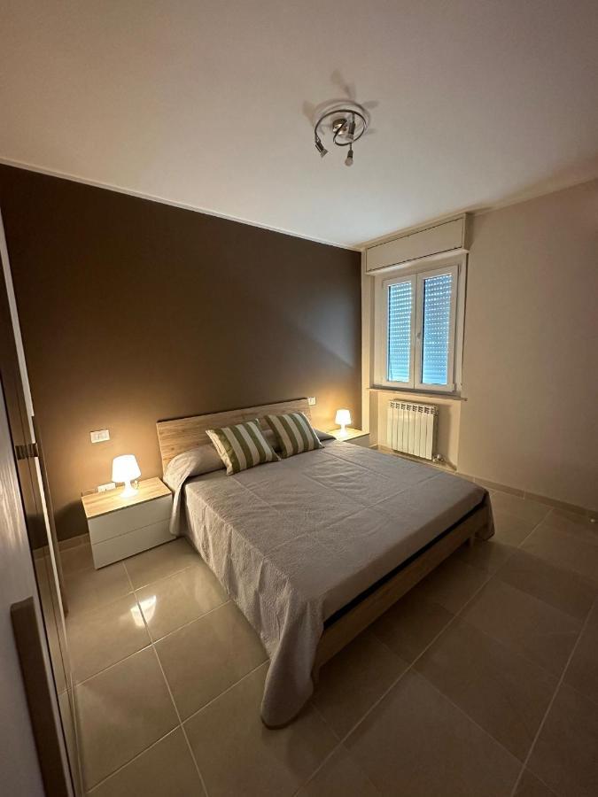 Desenzanino Apartment Twelve Desenzano del Garda Exterior foto